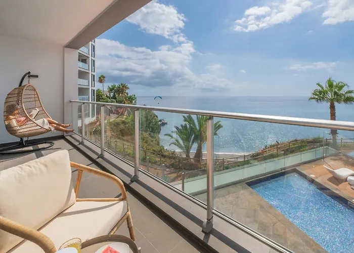 Apartment Madeira Palace Iii By An Island